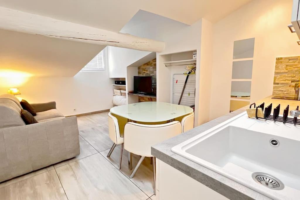 L'Opera Apartment Ница Екстериор снимка
